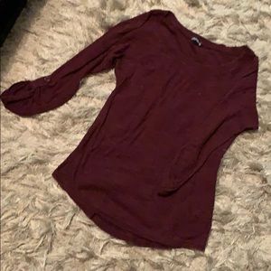Mid sleeve burgundy top
